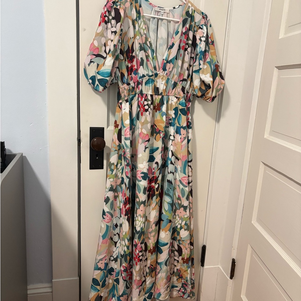 Elegant Pink and Green Maxi Dress with Puff Sleeves